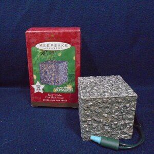 Hallmark Keepsake Magic Ornament - Star Trek Voyager Borg Cube